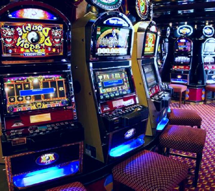 Hot Fruits 10 slot machine