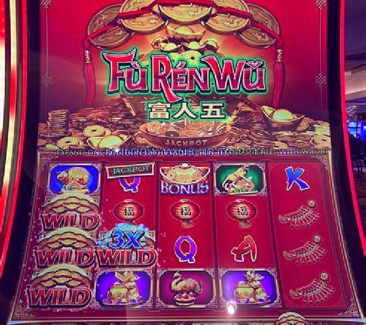 PowerBucks PowerHits: Play slot machine