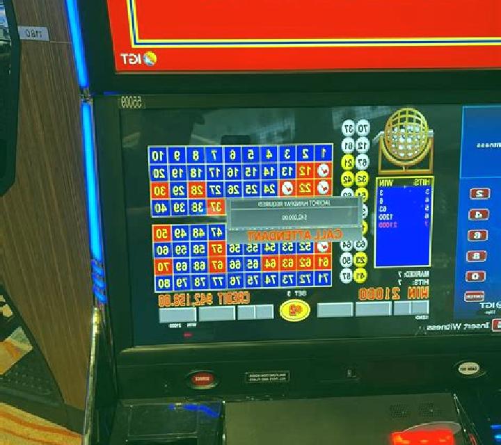 Space Plinko slot game